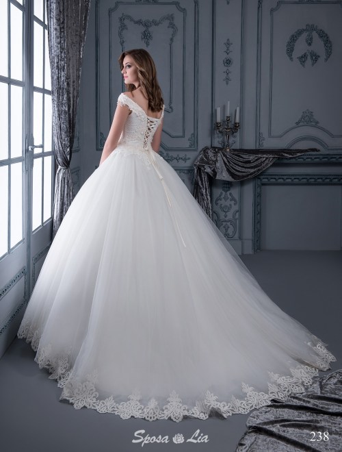 https://www.sposa-lia.com/images/stories/virtuemart/product/238       (3).jpg